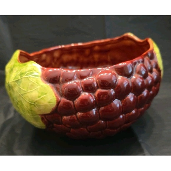 Majolica Other - Vintage Majolica Ceramic Grape Cluster Bowl Made in Philippines Purple Leaf MCM